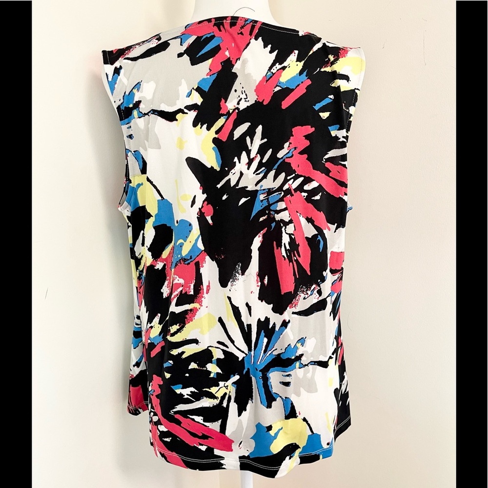 EUC Tahari Sleeveless Blouse - Picture 4 of 8